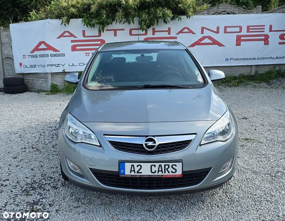 Opel Astra - 2