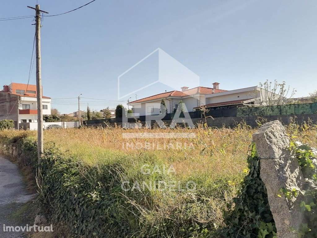 Terreno com 1.000 m² Próximo à Praia - Grande imagem: 5/8