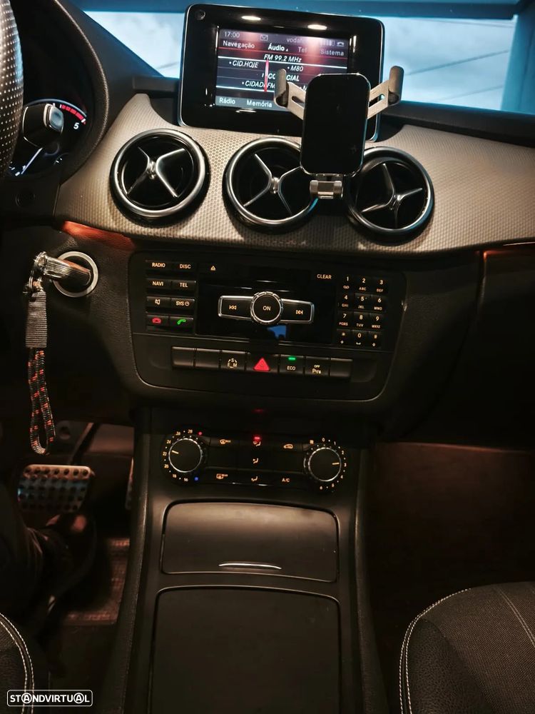 Mercedes-Benz B 180 CDI BE Aut.112g - 22