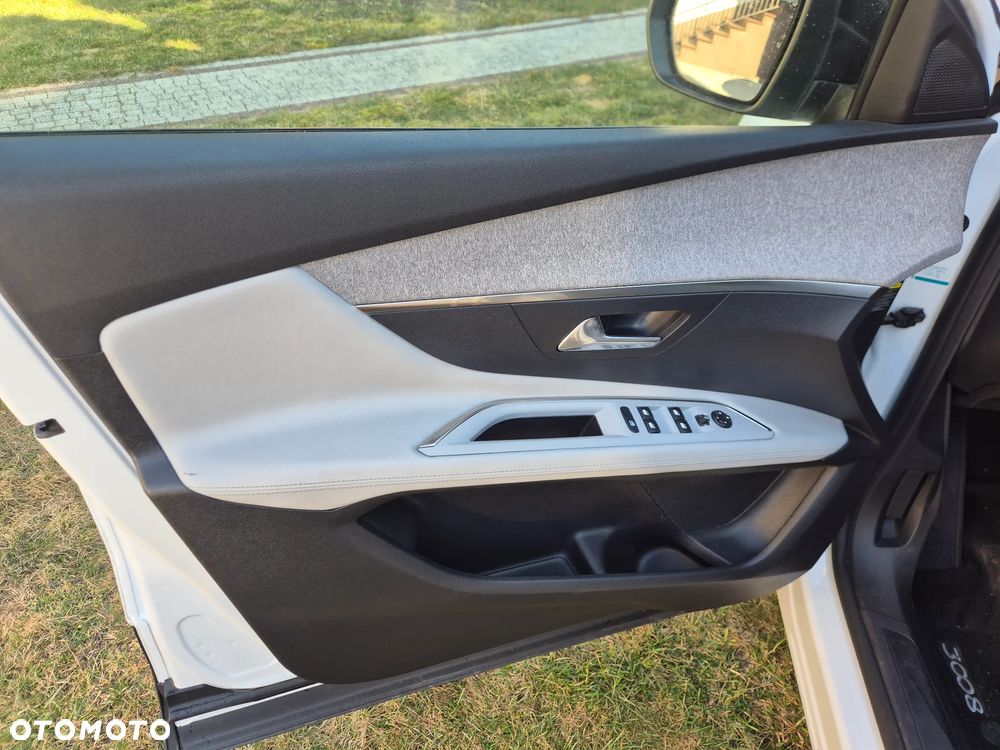 Peugeot 3008 BlueHDi 130 Stop & Start Allure - 32