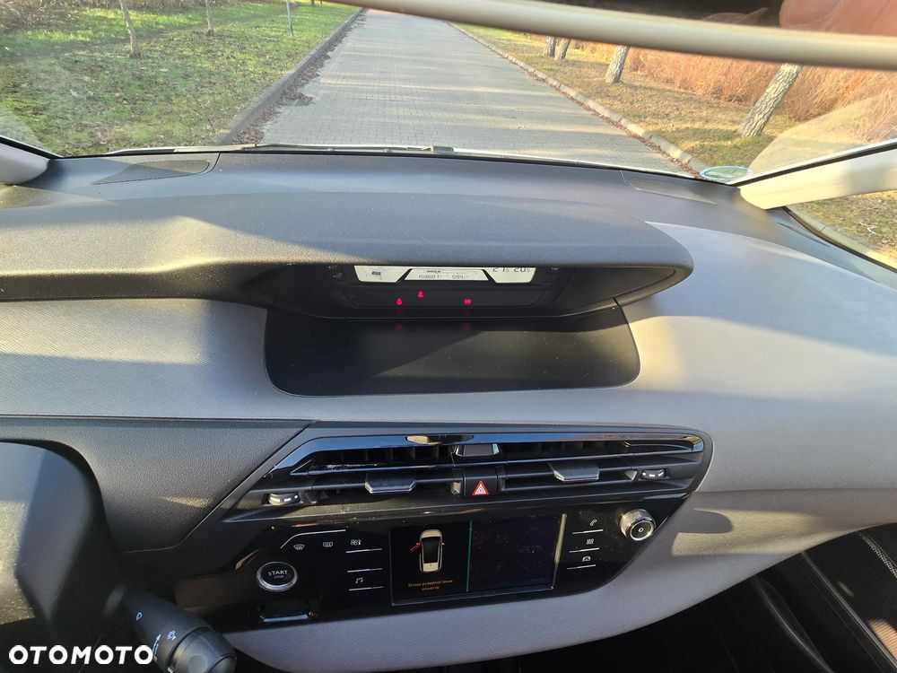 Citroën C4 Grand Picasso e-HDi 115 Intensive - 24