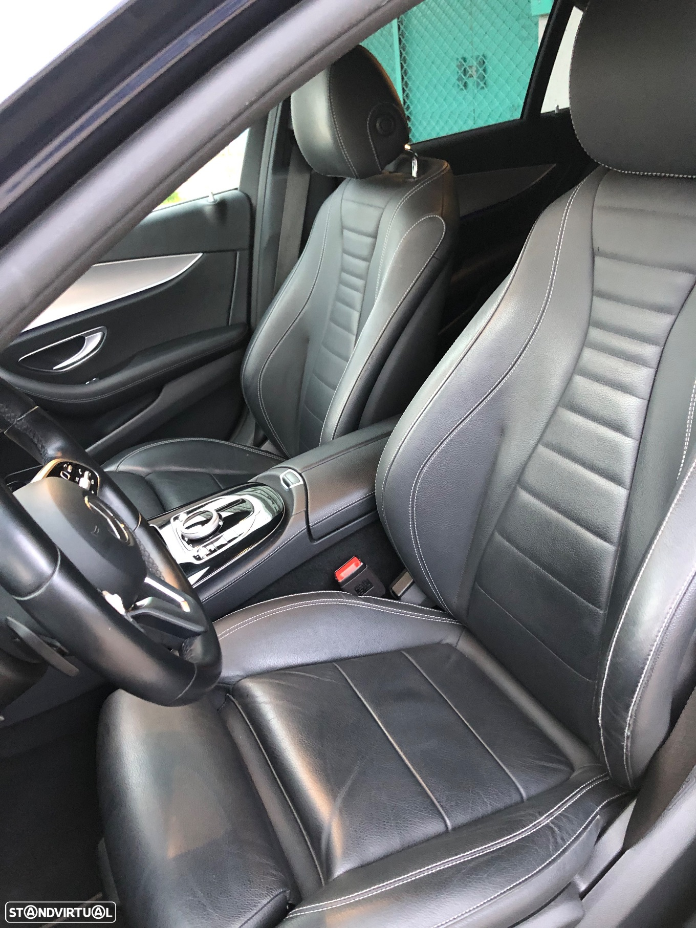 Mercedes-Benz E 220 d Exclusive - 25