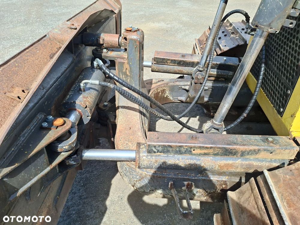New Holland D 150 - 26