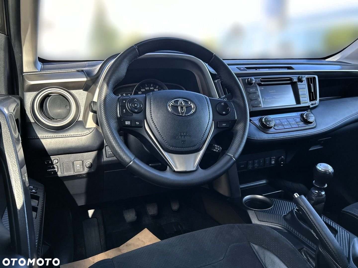 Toyota RAV4 - 13