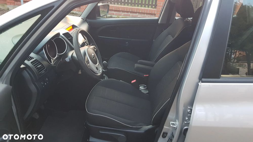 Kia Venga 1.6 CRDi 128 Platinum Edition - 18