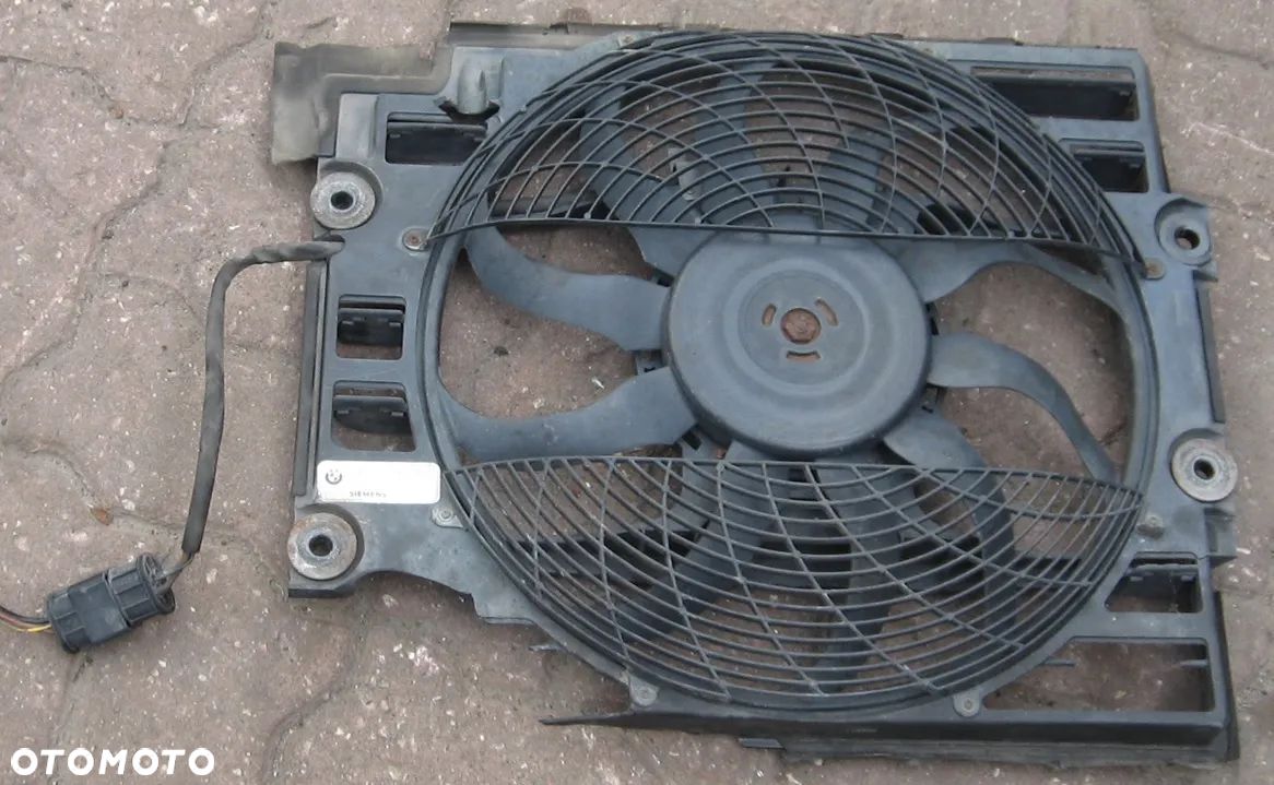 wentylator chłodnicy klimy BMW E39 3 piny - 1