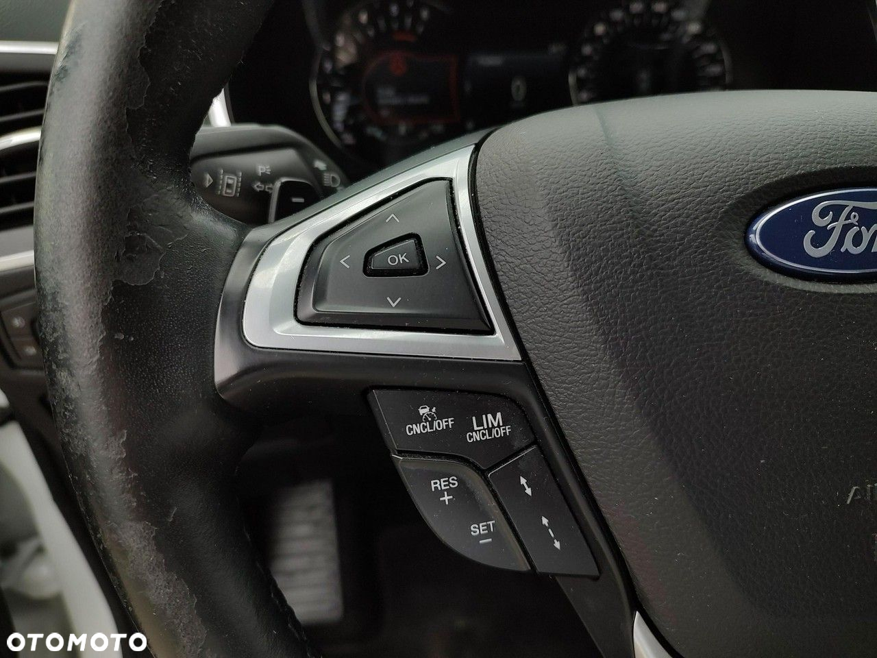 Ford Galaxy - 15