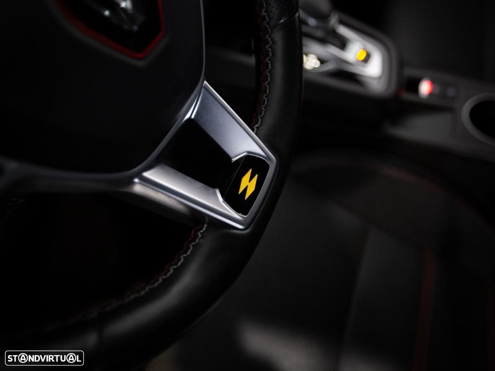 Renault Arkana 1.6 E-Tech R.S.Line - 17