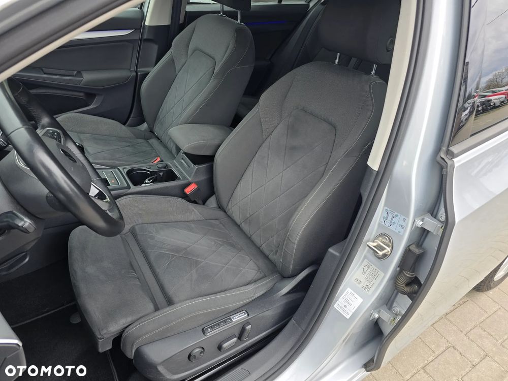 Volkswagen Golf - 12