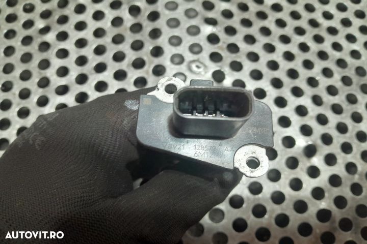 Debitmetru aer 8V21-12B579-AA 8V21-12B579-AA Ford Fiesta MK7 [2008 - - 4