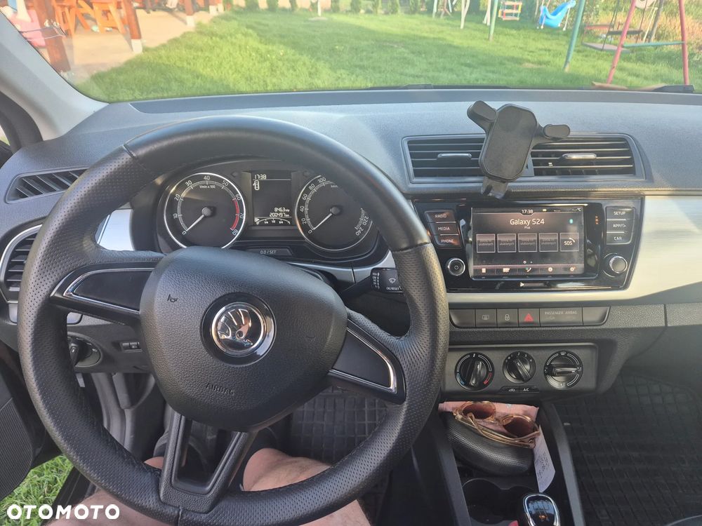 Skoda Fabia - 10