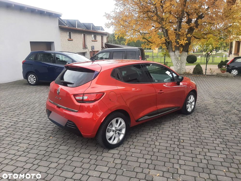 Renault Clio 1.2 Energy TCe Limited 2018 EDC - 4
