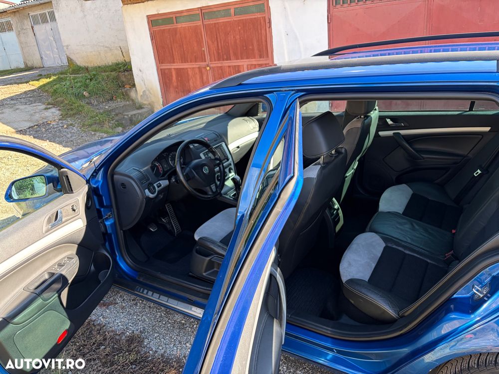 Skoda Octavia 2.0 TDI RS - 11