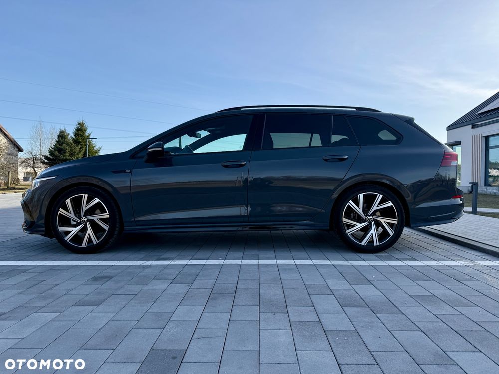 Volkswagen Golf - 10