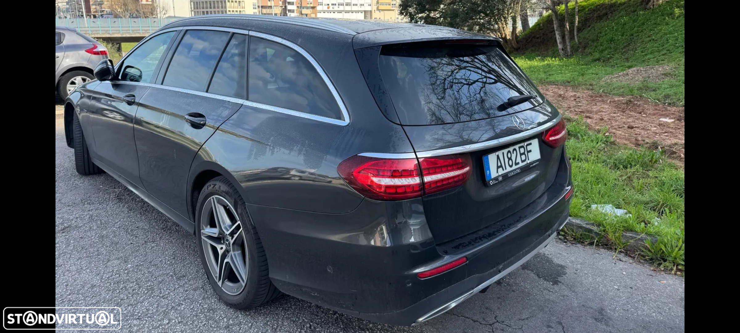 Mercedes-Benz E 300 de AMG Line - 9