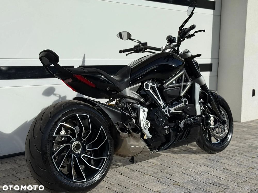 Ducati Diavel - 2