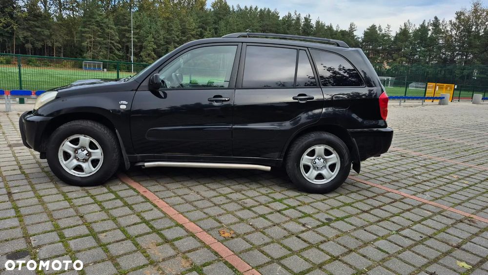 Toyota RAV4 - 4