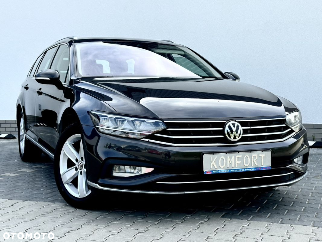 Volkswagen Passat Variant 2.0 TDI SCR DSG Highline - 2