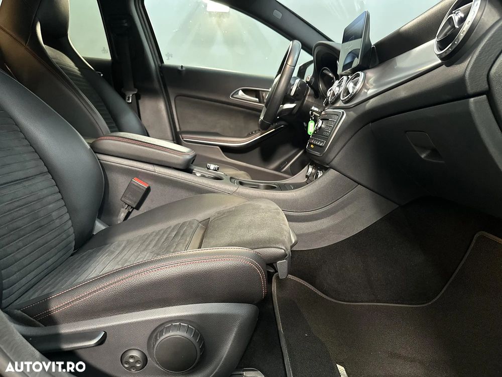 Mercedes-Benz GLA 250 4Matic 7G-DCT AMG Line - 11