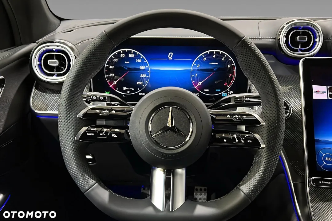 Mercedes-Benz GLC 200 d 4Matic 9G-TRONIC AMG Line Advanced - 10