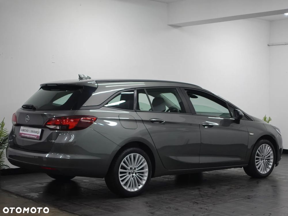 Opel Astra Sports Tourer Edition - 8