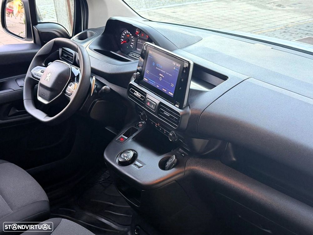 Peugeot Partner 1.5 BlueHDi Standard EAT8 - 22