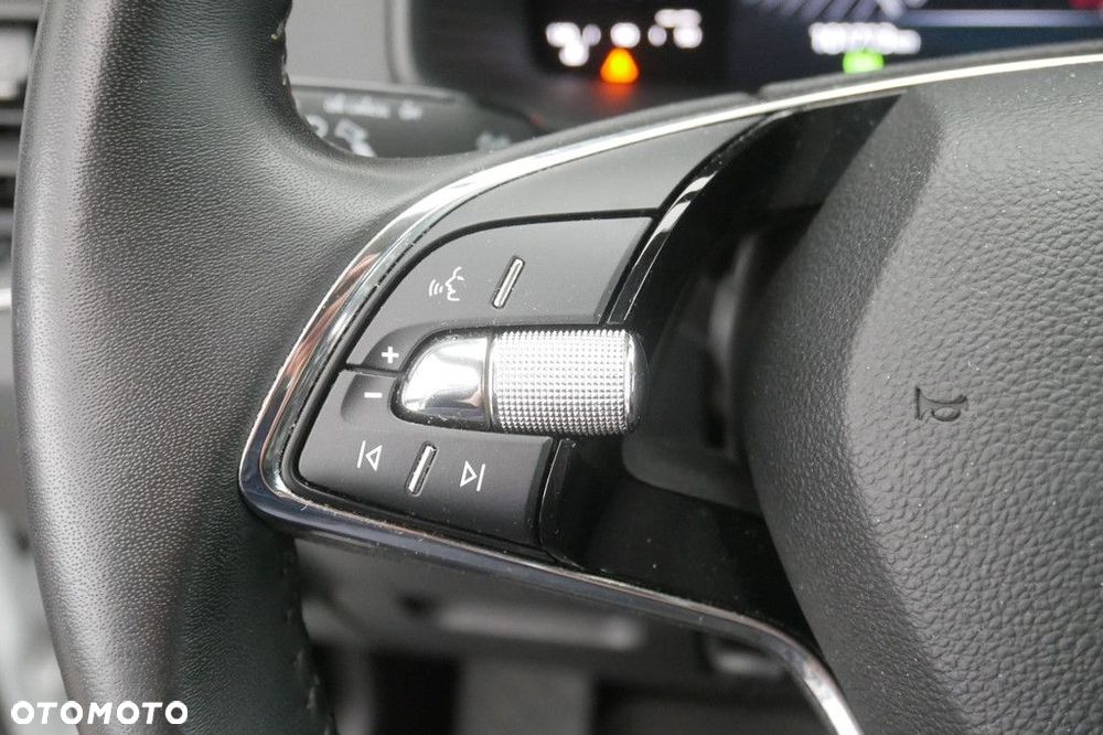 Skoda Karoq 1.5 TSI ACT Ambition DSG - 20