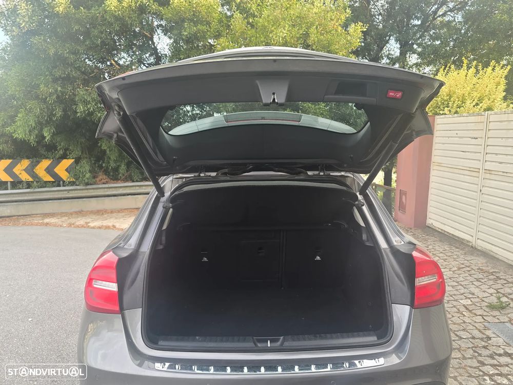 Mercedes-Benz GLA 200 d 7G-DCT Activity Edition - 9