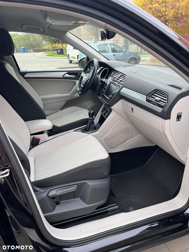 Volkswagen Tiguan 1.4 TSI BMT ACT Comfortline - 14