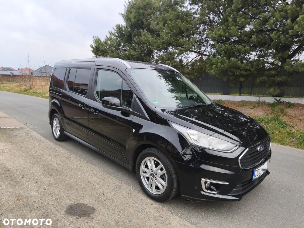 Ford Tourneo Connect Grand - 1