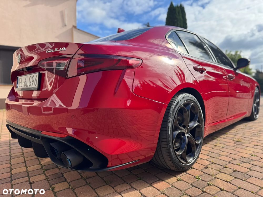 Alfa Romeo Giulia - 12