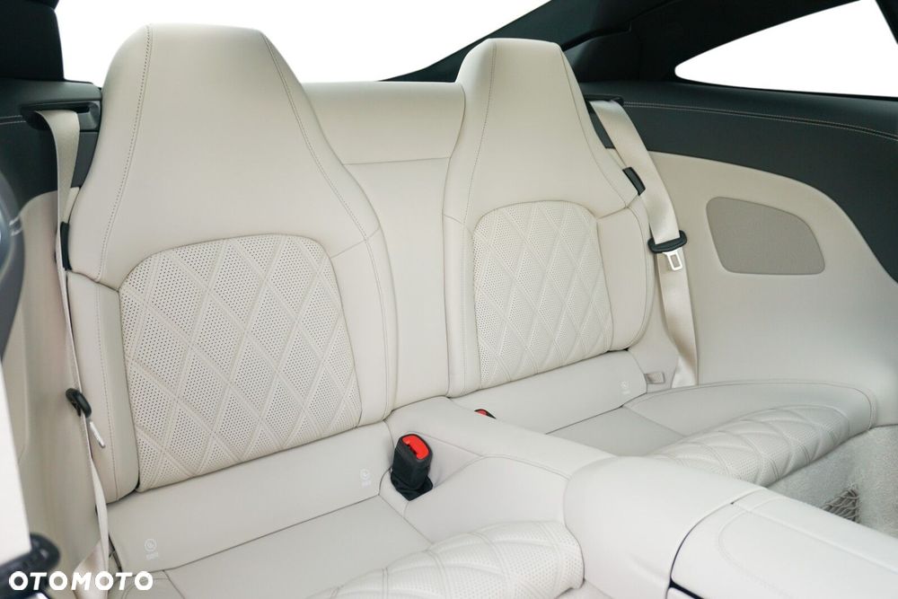 Mercedes-Benz AMG GT - 10