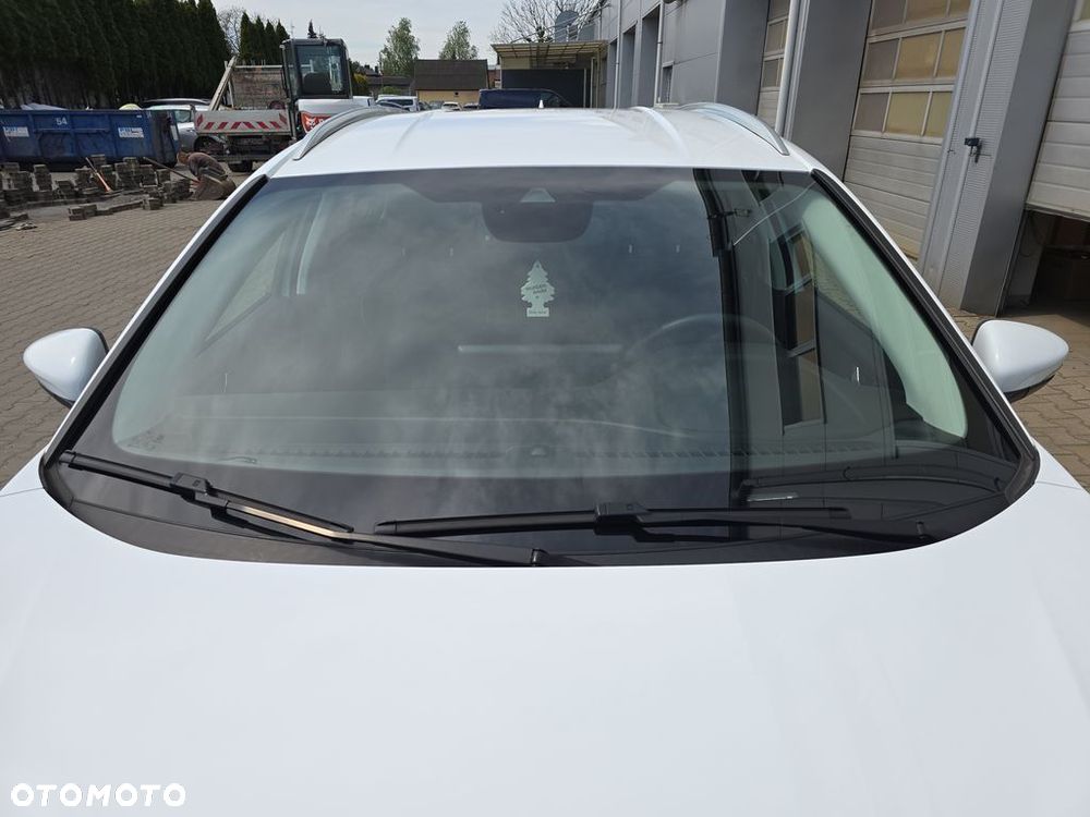 Ford Focus 2023 photo 3