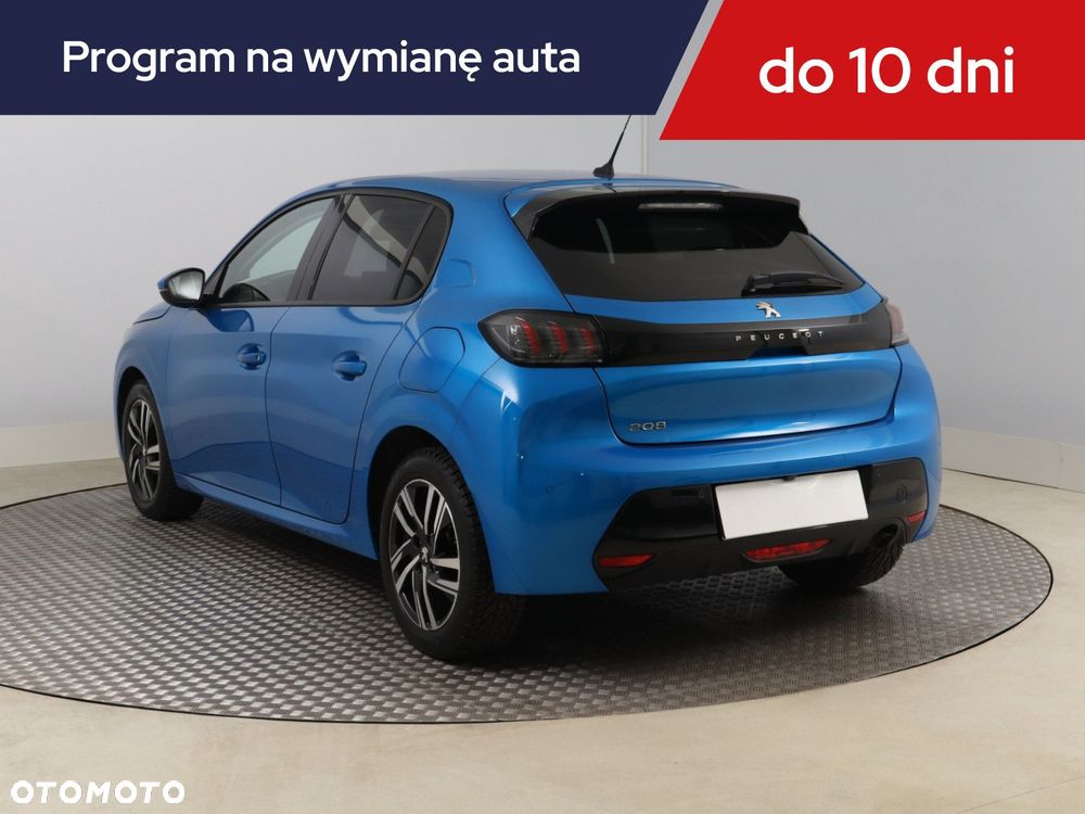 Peugeot 208 - 6