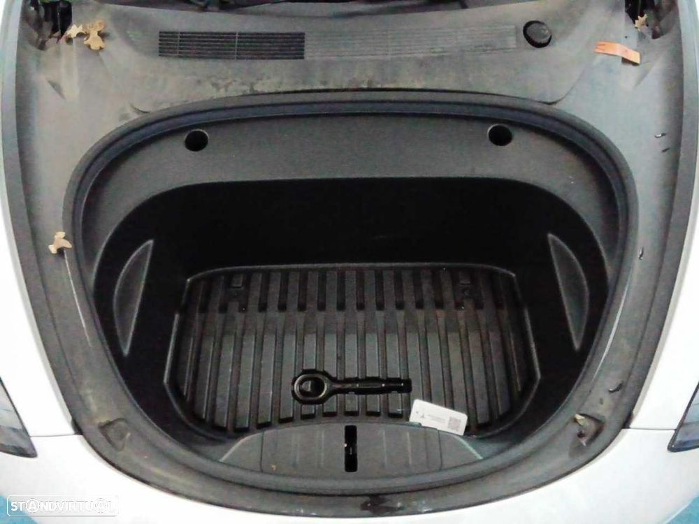 Tesla Model 3 Standard Range Plus RWD - 6