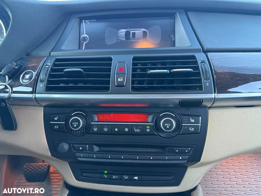 BMW X6 - 30