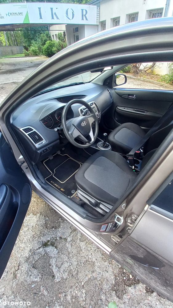 Hyundai i20 1.25 Comfort - 12