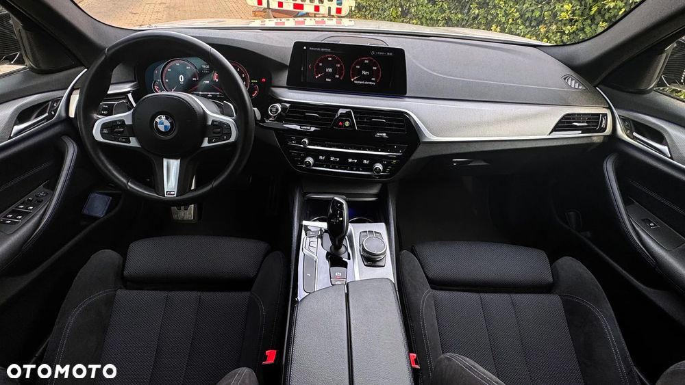 BMW Seria 5 530i xDrive M Sport sport - 5