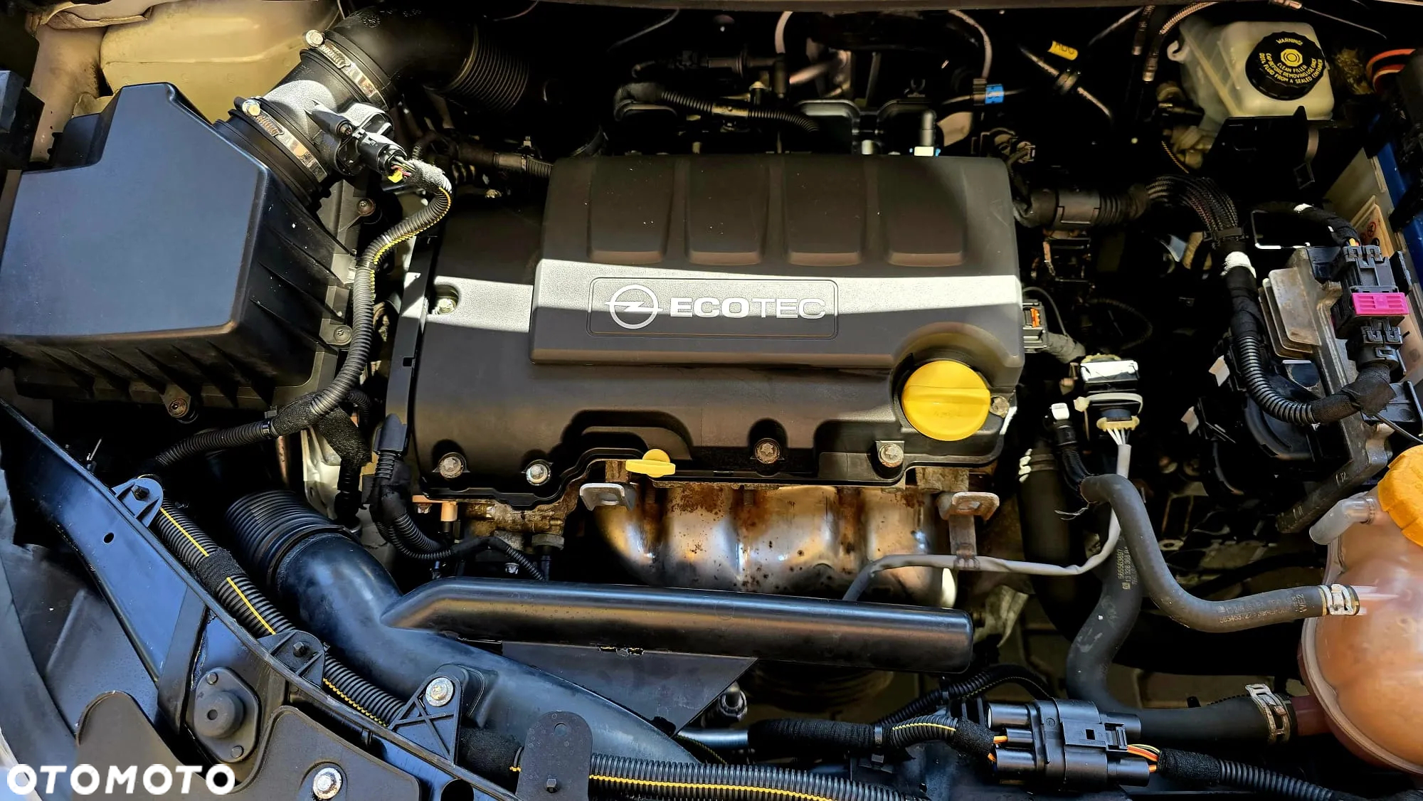 Opel Corsa 1.4 16V Sport - 23
