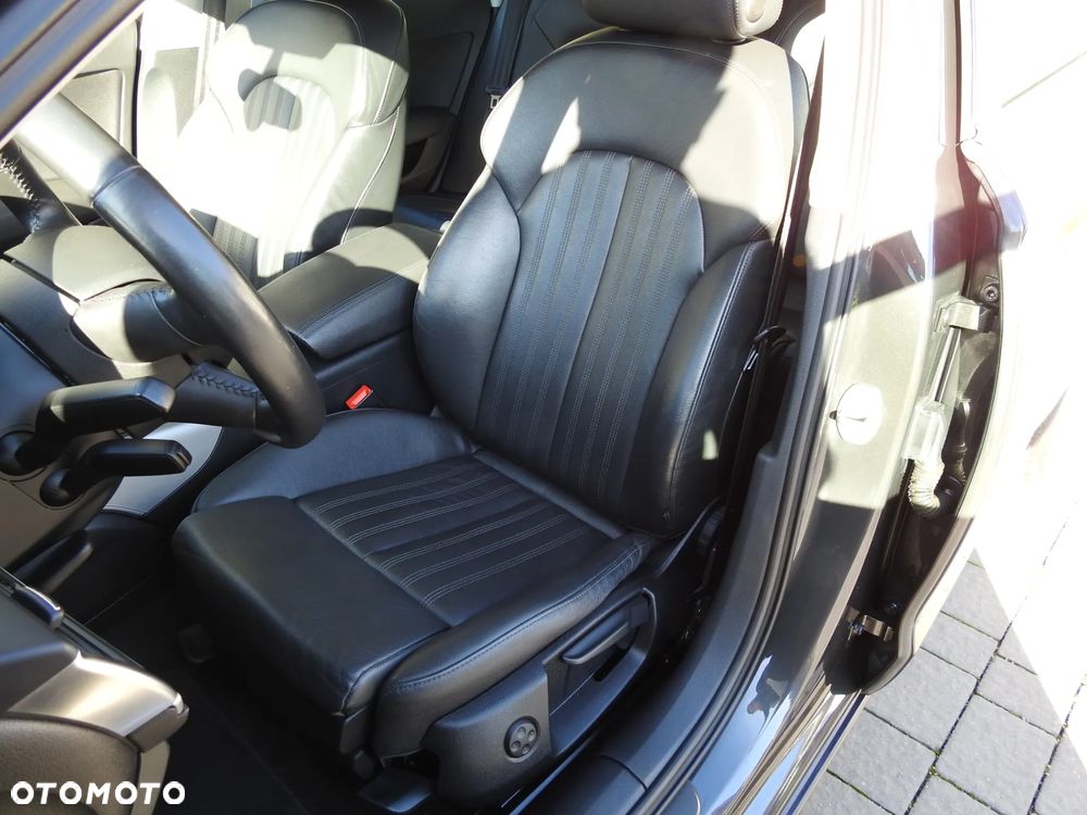 Audi A6 Avant 2.0 TDI DPF multitronic - 31