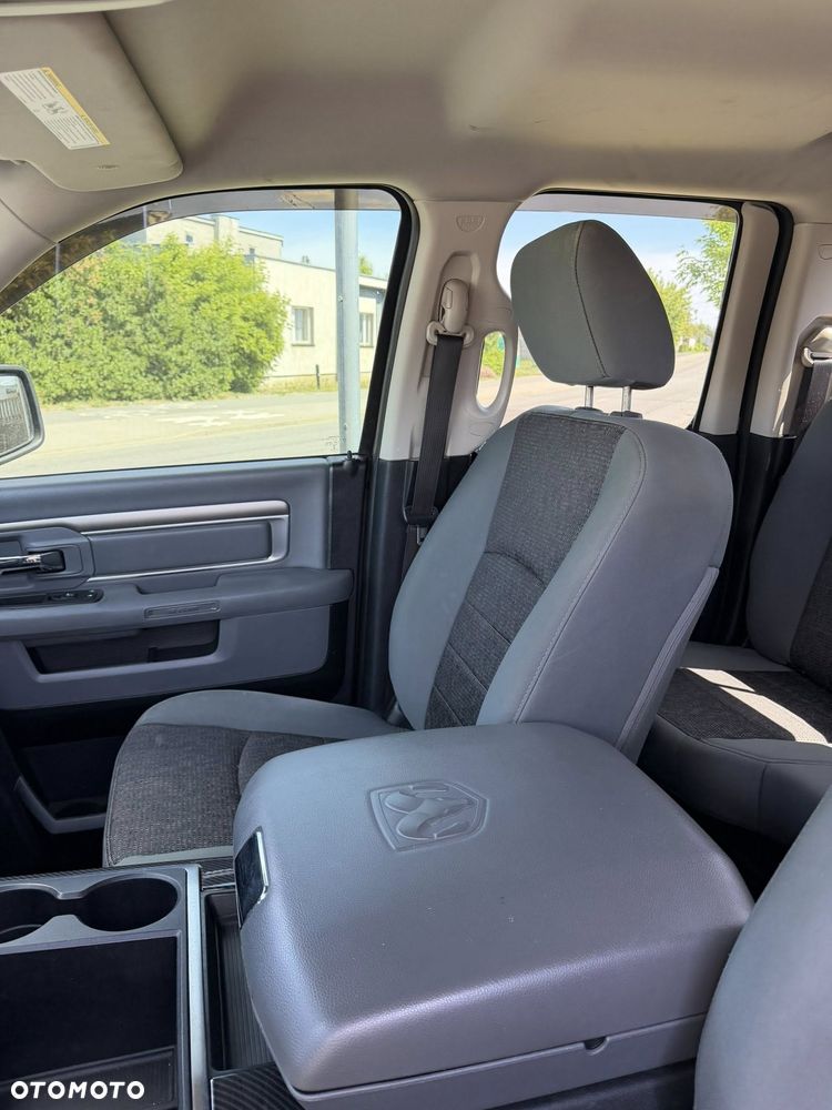 Dodge RAM 5.7 4x4 - 11