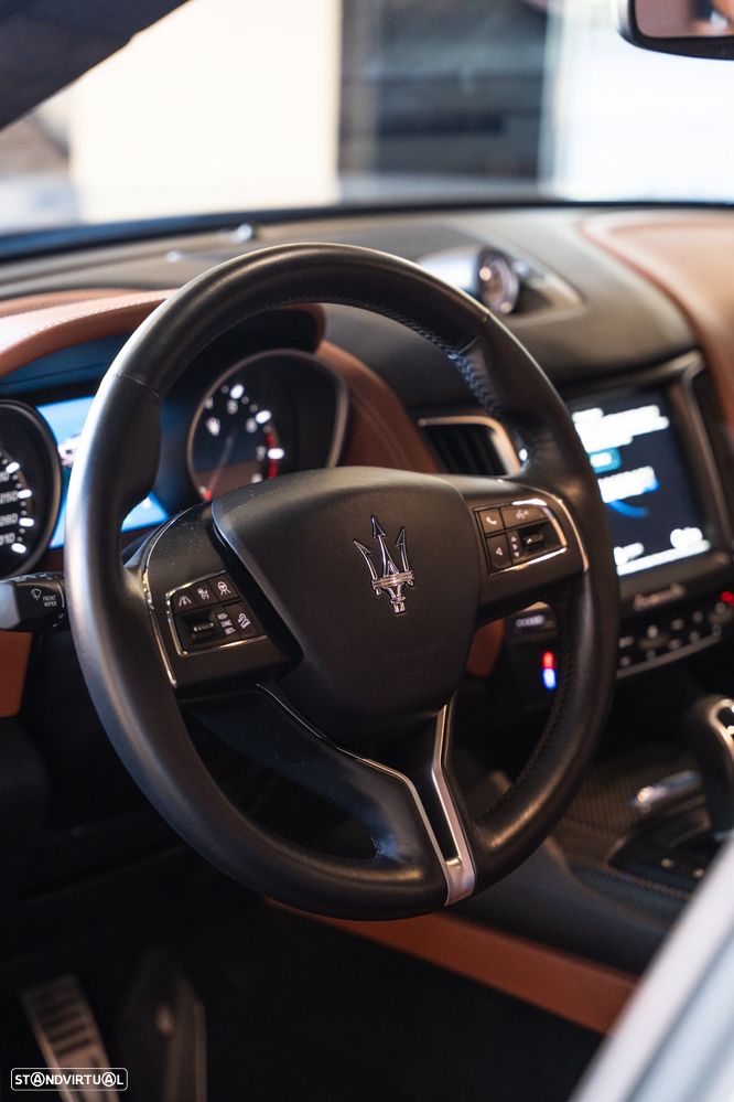 Maserati Levante S Q4 GranLusso - 9