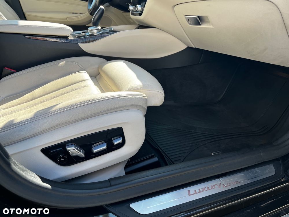 BMW Seria 5 - 35