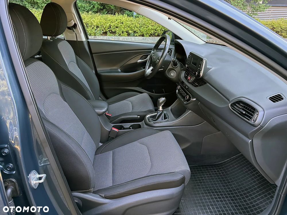 Hyundai i30 1.5 DPI Modern - 12