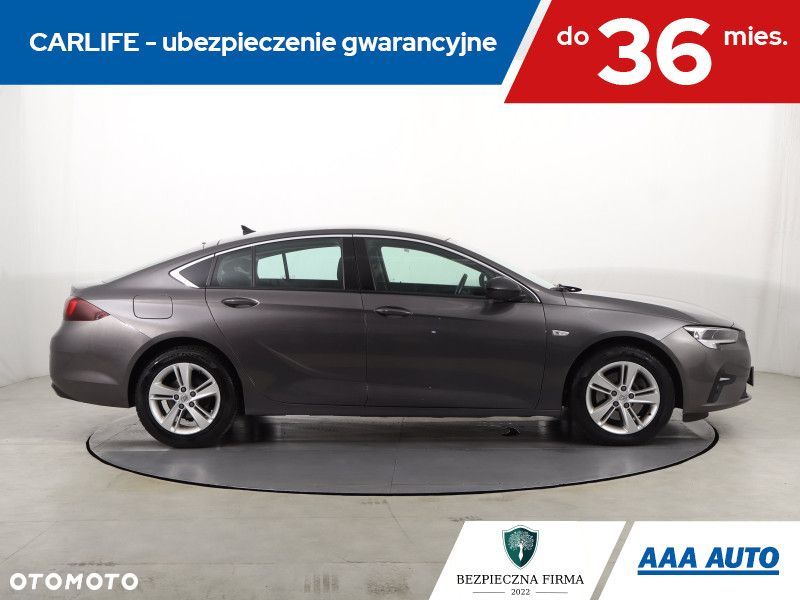 Opel Insignia - 8