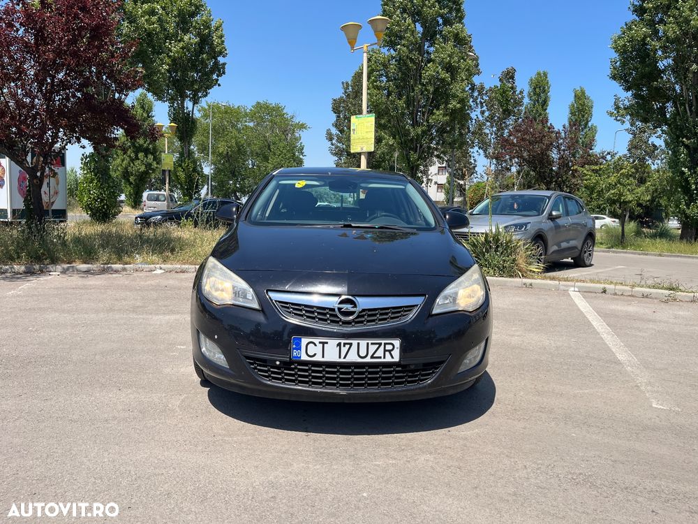 Opel Astra 1.7 CDTI Cosmo - 2
