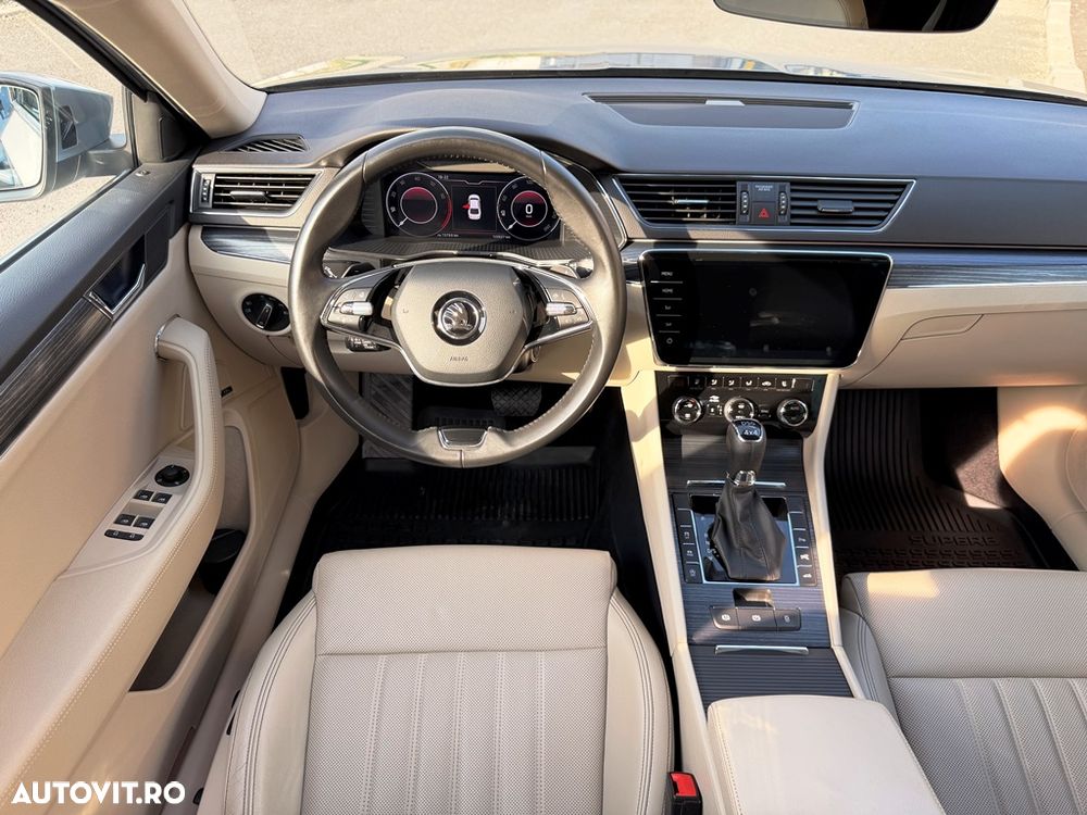 Skoda Superb 2.0 TSI 4X4 DSG Sportline - 12
