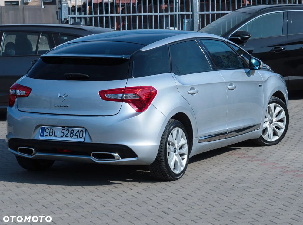 Citroën DS5 2.0 HDi Hybrid4 SportChic MCP - 35