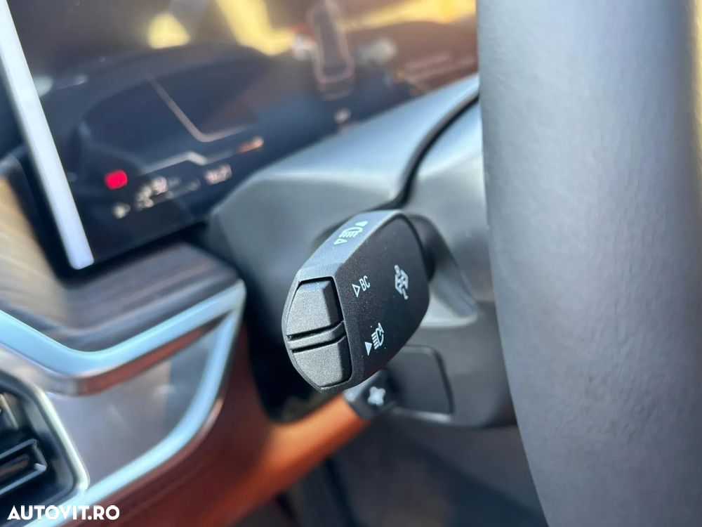 BMW X5 xDrive50e - 18