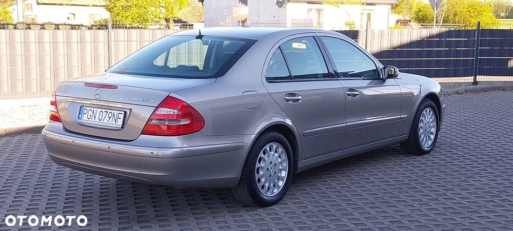 Mercedes-Benz Klasa E - 6